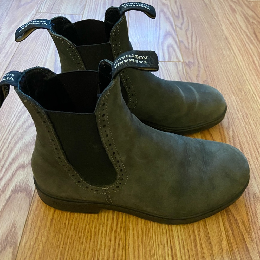 Blundstone High Top Boots Size 9